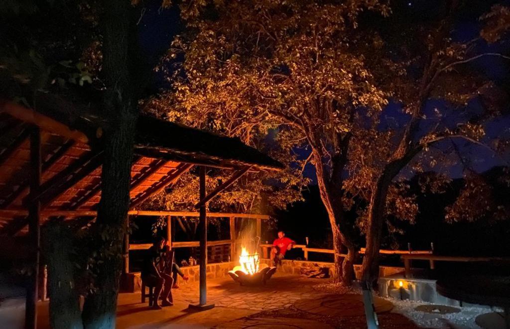 Kaoko Mopane Lodge & Campsite Opuwo Экстерьер фото